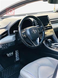 تويوتا أفالون